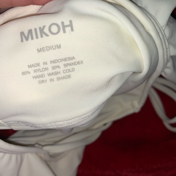 Girls medium bandeau top Mikoh nwt - Picture 3 of 5